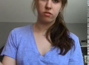 Запалила парня за просмотром порно и на его возбуждённого нарвалась